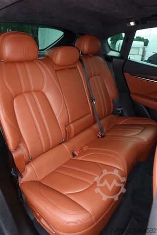 Pick-up MASERATI Levante Diesel