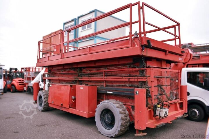 Scherenhebebühne Holland Lift G-320DL30 4WDS/N