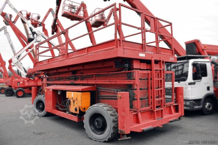 Scherenhebebühne Holland Lift G-320DL30 4WDS/N