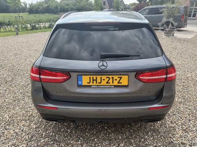 Mercedes-Benz E-Class Estate 300 de AMG Line 2020 LED / ACC / Leather MARGIN MERCEDES-BENZ E-klasse Estate 300 de AMG Line 2020 Led / ACC / Leder