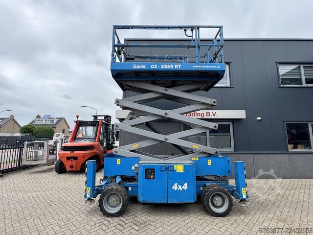 Genie GS 3369 RT Scissor Lift / Work Platform, 12m working height, 4x4, Kubota DIESEL, 2014 GENIE GS 3369 RT  Hoogwerker / Arbeitsbuhne 12mtr werkhoogte 4x4 Kubota DIESEL 2014
