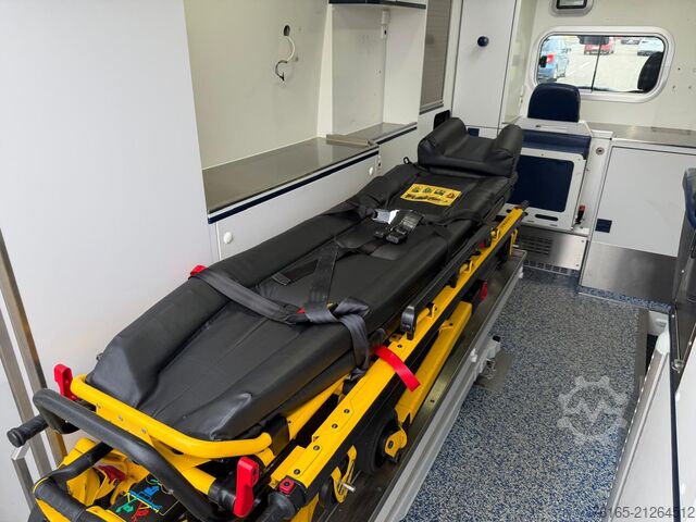 Ambulaz Mercedes-Benz Sprinter 319