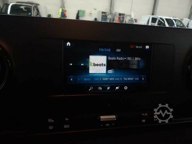 Kleinbus Mercedes-Benz Sprinter 317 CDI Kombi,Rollstuhllift,8Sitze