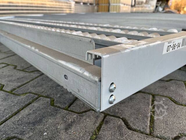 Kolli-Durchlaufregal Palettenregal 2.780 x 2.450 mm/ Materialfarbe: weiĂ/ verzinkt