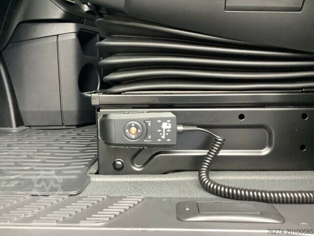 Standard tractor unit Mercedes-Benz 1845 LSnRL Big Retarder Standkl. HUBSATTELPLATTE