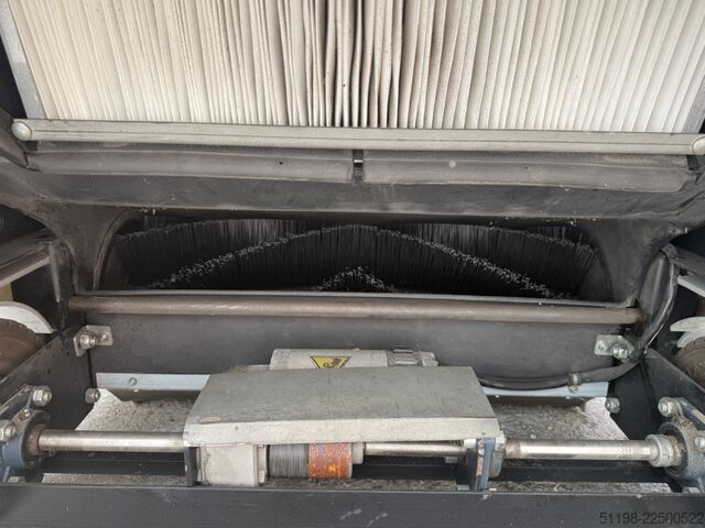 Aufsitzkehrsaugmaschine CLEANsweep CS 5110 EH Aufsitzkehrsaugmaschine