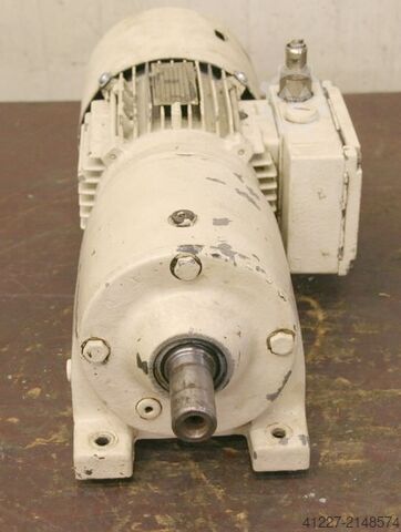 Geared motor 0.55 kW 70 rpm SEW Eurodrive R40DT17102BGZ