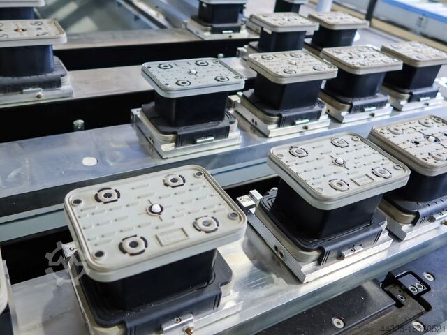 Bearbeitungszentren mit Konsolentisch WEEKE BHC 500