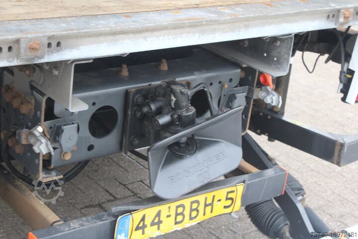 Suitcase Mercedes-Benz Antos 360 + euro 6 + lift