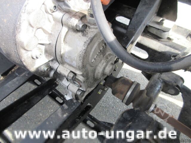 Transporter mit Kipper Goupil G5 E  Kipper Unfall- und Getriebeschaden