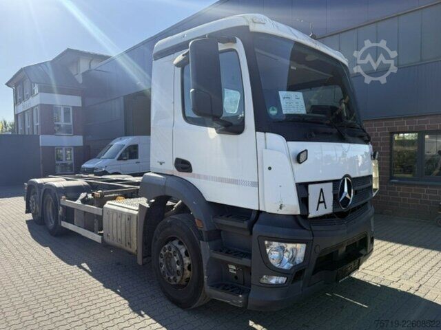 Van Mercedes-Benz 2533 6x2 Antos Chassis/Nebenantrieb
