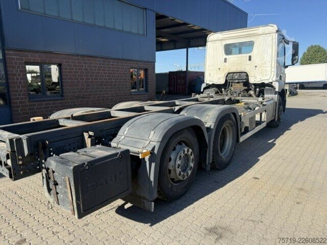 Van Mercedes-Benz 2533 6x2 Antos Chassis/Nebenantrieb