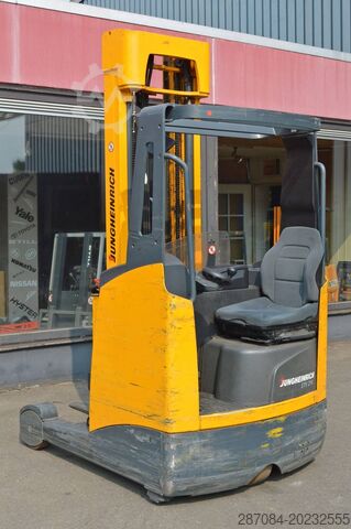 Schubmaststapler Jungheinrich ETV 216