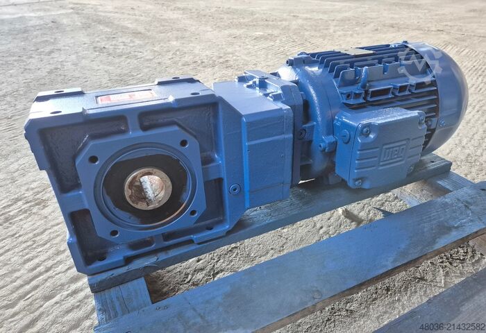 Flange-mounted geared motor Watt Drive KUA70A