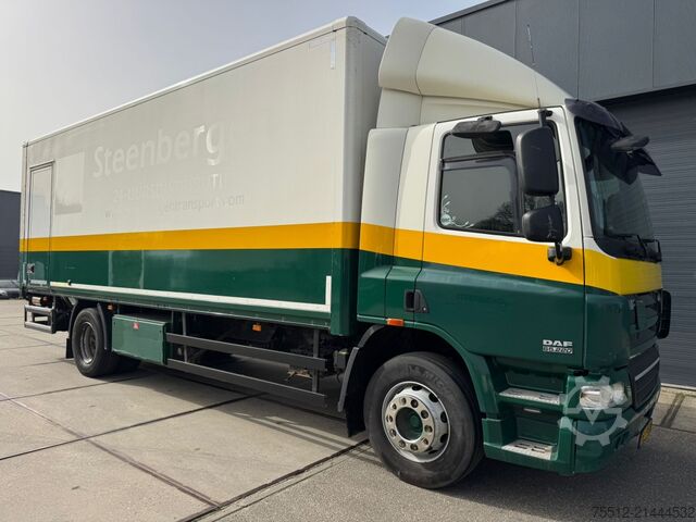 Koffer DAF CF 65.220 / Tail Lift / Euro 5 / Klima / NL Truck
