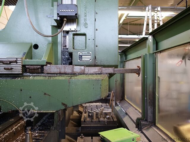 CNC machining center Heckler & Koch BA 32 CNC