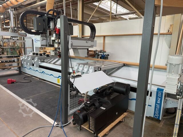 CNC machining center Homag BAZ 322 / 40 / K with edge banding