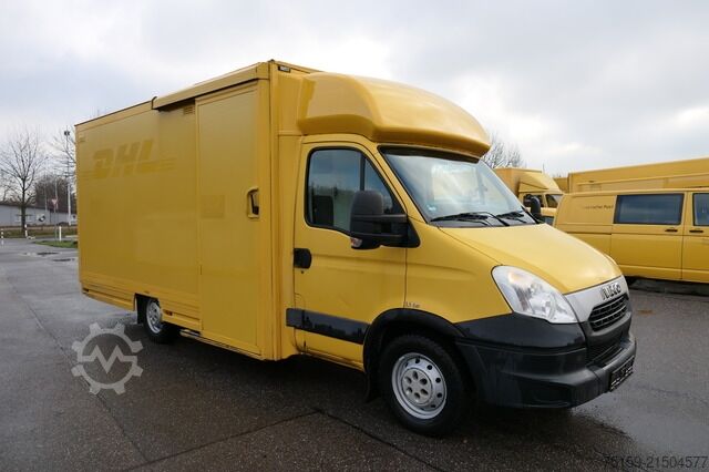 Transporter mit Koffer iveco Daily 35 S11 C30C KURZ AUTOMATIK KAMERA Regale LUFT DURCHGANG EURO-5 CoC
