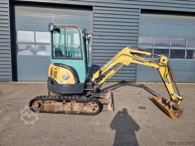 Backhoe loader Yanmar ViO25