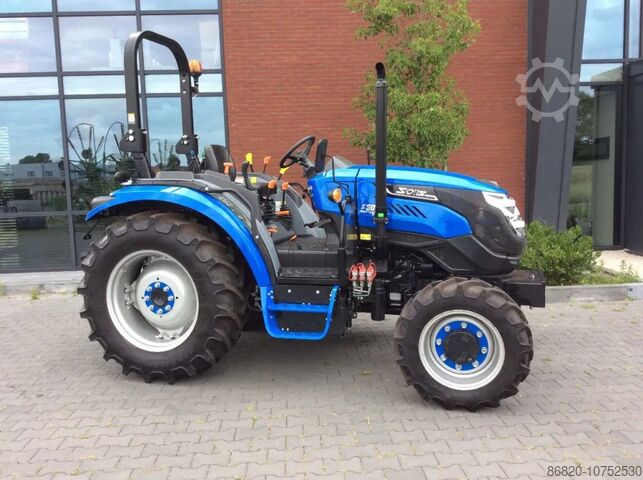 Tractor Solis S50 shuttle xl. Whats-app: (31