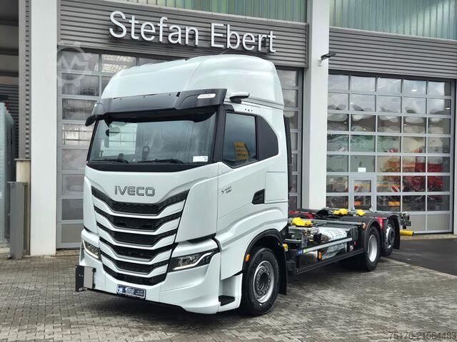 Fahrgestell mit Fahrerhaus Iveco AS260S58Y/FS CM 6x2 BDF-Multiwechsler