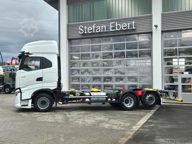 Fahrgestell mit Fahrerhaus Iveco AS260S58Y/FS CM 6x2 BDF-Multiwechsler