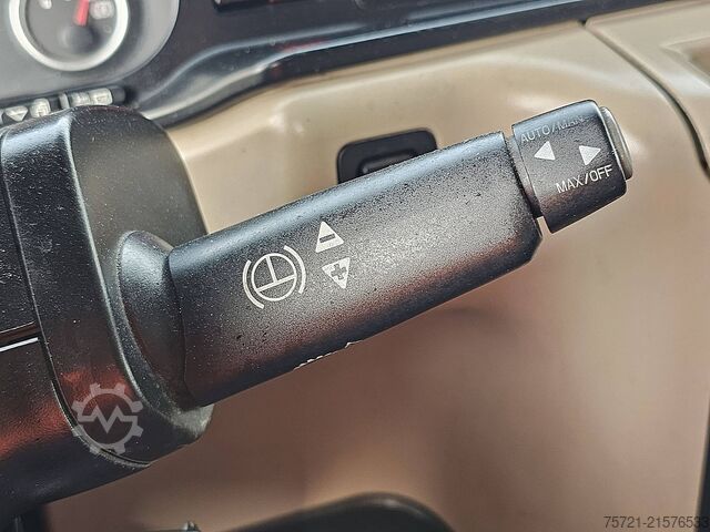 Standard-SZM MAN 18.500 TGX XLX BLS INTARDER