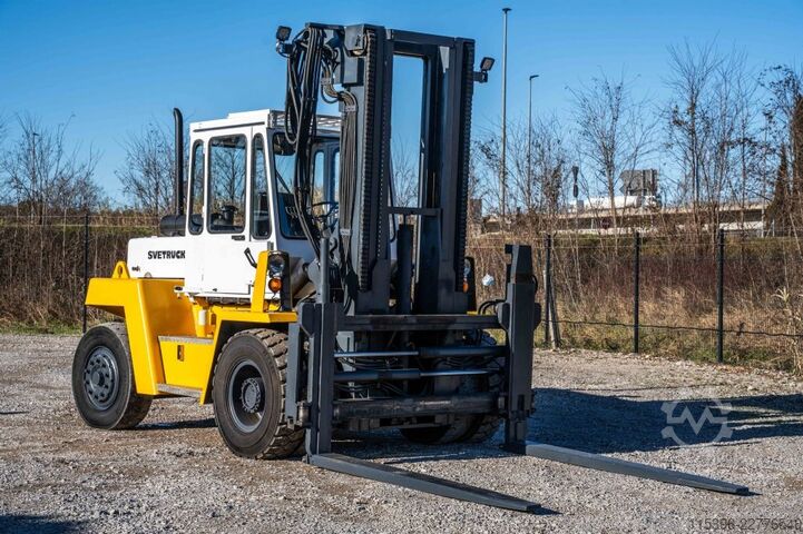 Dieselstapler Svetruck 860/26 - TRIPLEX 5,5 m