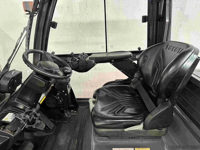 Dieselstapler Toyota 40-8FD50N - TRIPLEX 5,5 m