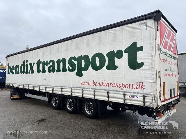 Auflieger mit Pritsche & Plane Schmitz Cargobull Semitrailer Curtainsider Mega