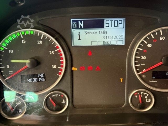 Roll-off tipper truck MAN 26.460 6x2 Hyfva 20.26 Motorschaden S