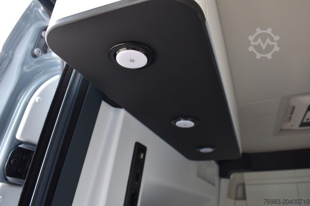 High top van MERCEDES-BENZ James Cook 419 CDI 4x4 9 G-Tronic Slide Out