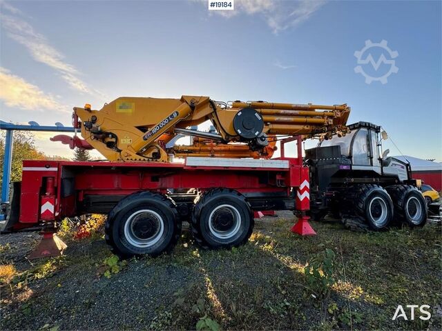 Hubwerkzeug Logset 12F load carrier w/ World Power 180 T/M crane from