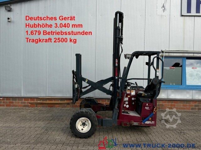 Gabelstapler Moffett Mitnahmestapler 4 Wege Allrad NX Typ M 4 25.4