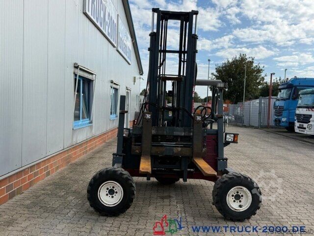Gabelstapler Moffett Mitnahmestapler 4 Wege Allrad NX Typ M 4 25.4