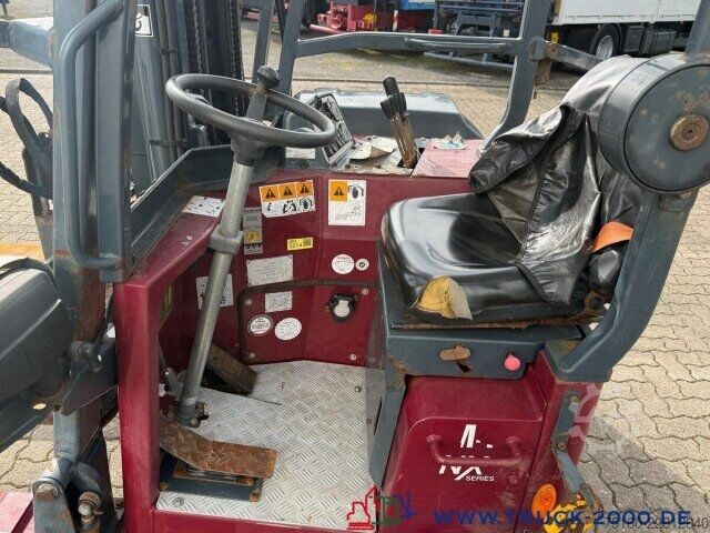 Gabelstapler Moffett Mitnahmestapler 4 Wege Allrad NX Typ M 4 25.4