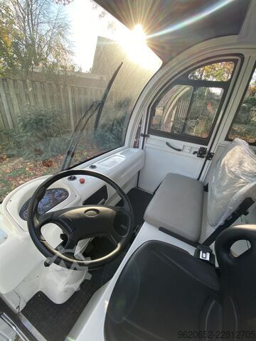 Electric bus wheelchair/packages Bringo wheelchair / packages