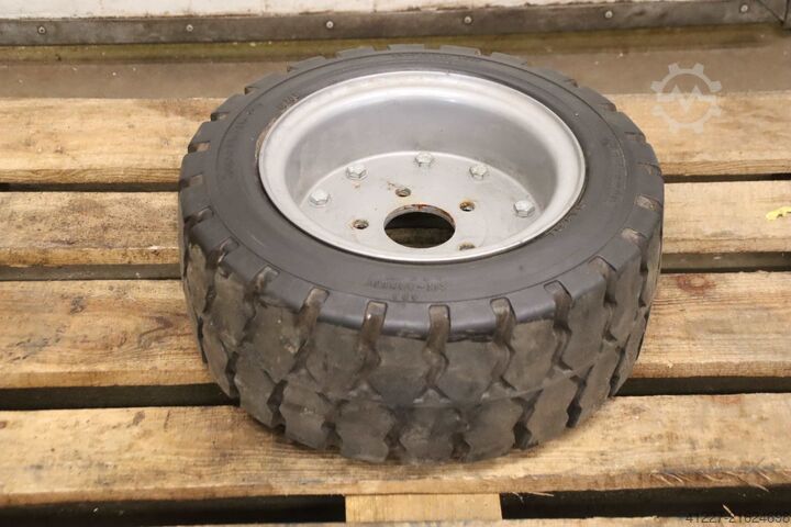 Vollgummi Reifen Continental CSE-Robust 200/50-10  SC 10  RIM 6.50 F