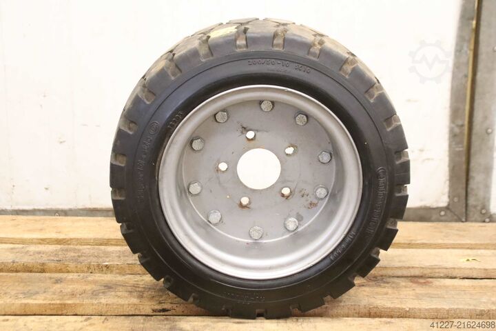 Vollgummi Reifen Continental CSE-Robust 200/50-10  SC 10  RIM 6.50 F