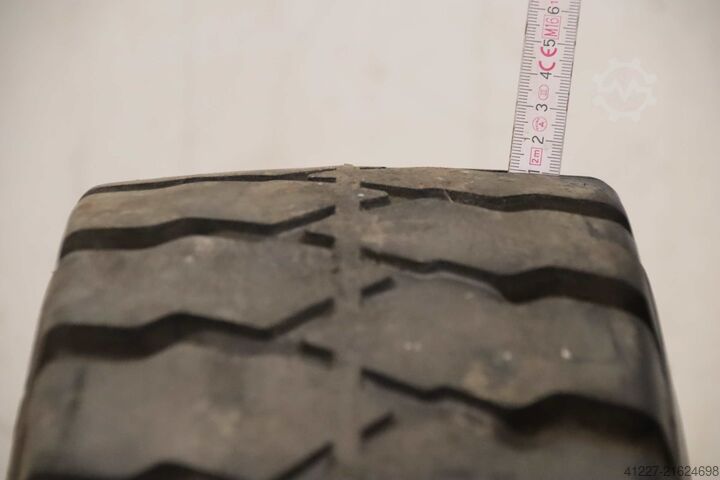 Vollgummi Reifen Continental CSE-Robust 200/50-10  SC 10  RIM 6.50 F