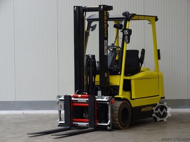 Elektro 4 Rad-Stapler Hyster J3.0XM