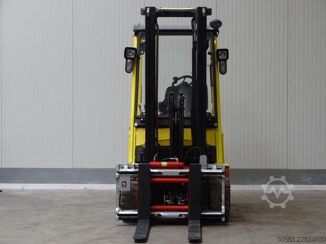 Elektro 4 Rad-Stapler Hyster J3.0XM