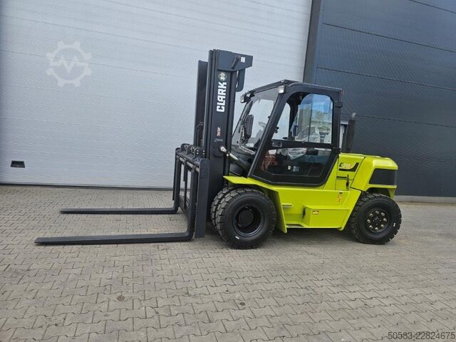 Geländestapler Clark C70D - NEU - DIESEL KUBOTA - TRIPLEX