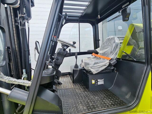 Geländestapler Clark C70D - NEU - DIESEL KUBOTA - TRIPLEX