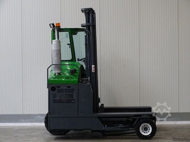 Four-way side loader Combilift C4000