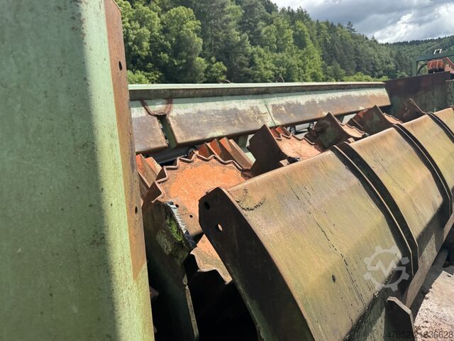 Beschleunigungsrollen HOLTEC LogRunner V-Rollgang