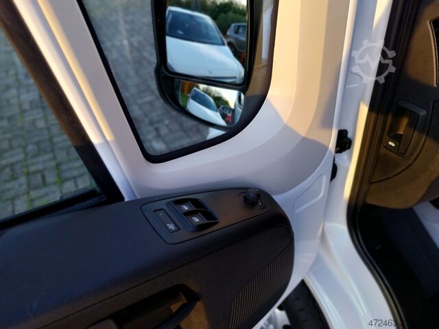 Panel van Citroen Jumper 33 BlueHDi 140 S&S PM-TM Furgon