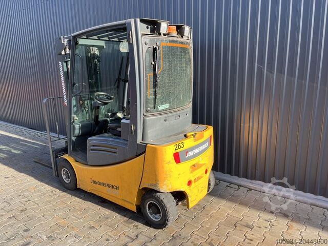 Elektro 4 Rad-Stapler Jungheinrich EFG316