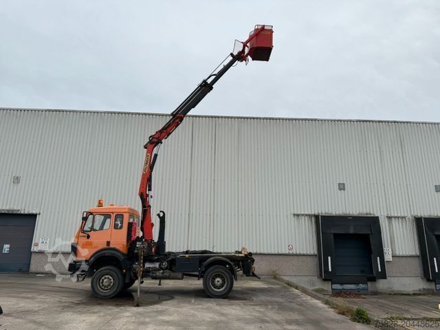 LKW mit Hubarbeitsbühne MERCEDES-BENZ SK1924 /ALLRAD / Palfinger 9501 + Arbeitskorb