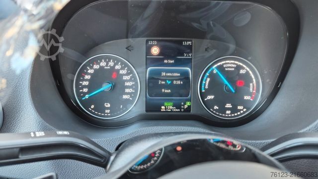 Kleinbus MERCEDES-BENZ Sprinter 420 Elektro bis zu 19 Schlafsessel